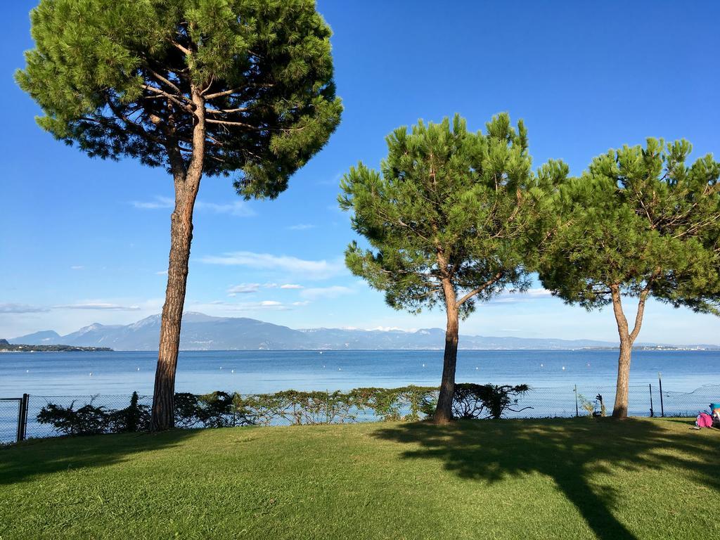 Le Corti Del Lago Padenghe sul Garda Luaran gambar